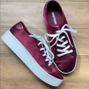 SUEDE SNEAKERS - similar to Pumas